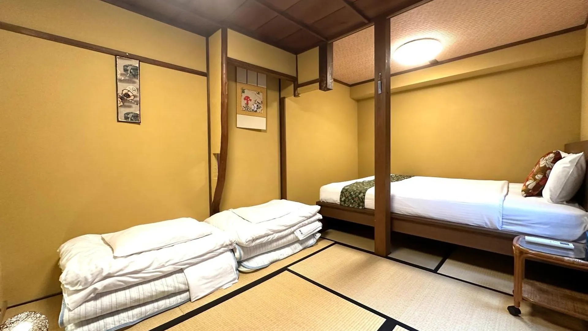 Kyoto Miruzu Ruri Ann Villa 0*,  Japán